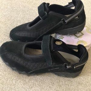 Allrounder by Mephisto orthopaedic quality shoes.